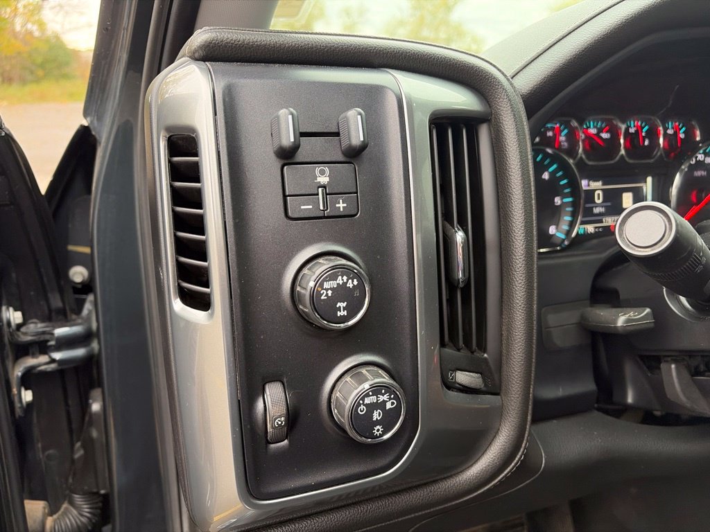 Used 2017 Chevrolet Silverado 1500 LTZ w/ LTZ Plus Package AWD/4WD image 16