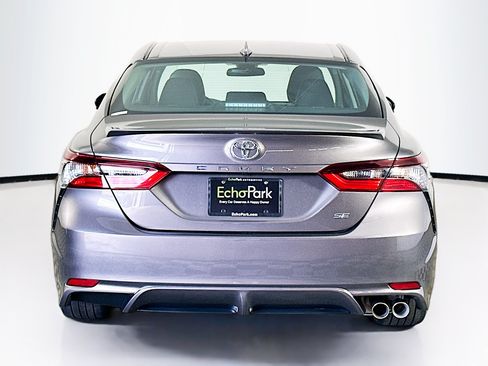 Used 2024 Toyota Camry SE FWD image 7