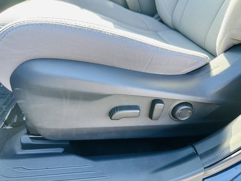 Certified 2025 Subaru Legacy Premium image 21