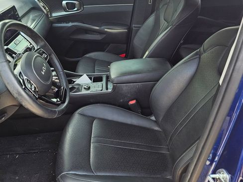 Used 2023 Kia Sorento S FWD image 11