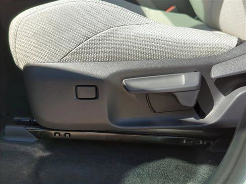 New 2025 Toyota 4Runner SR5 image 12