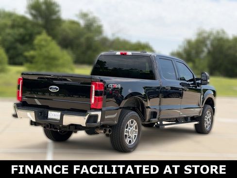 Used 2025 Ford F250 Lariat AWD/4WD image 6