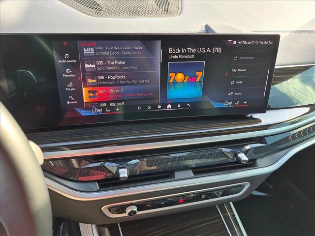 Certified 2025 BMW X5 sDrive40i w/ Premium Package RWD image 7