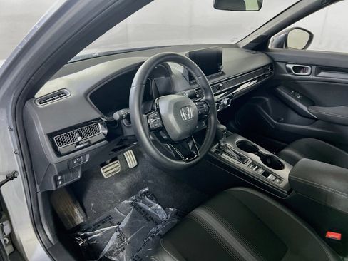 Used 2023 Honda Civic Sport image 9