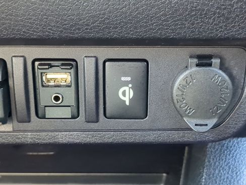 Used 2019 Toyota Tacoma TRD Sport image 53