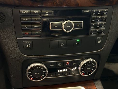 Used 2015 Mercedes-Benz GLK 350 4MATIC image 23