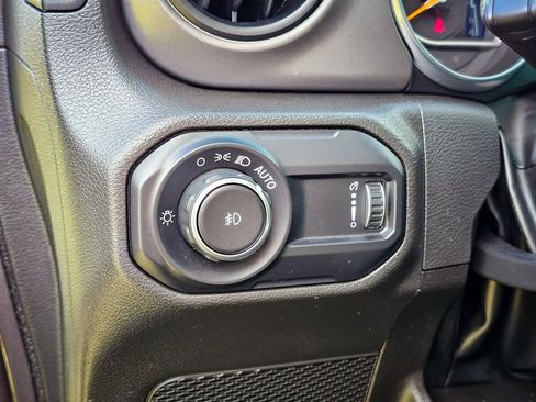 Certified 2023 Jeep Wrangler Sport S image 13