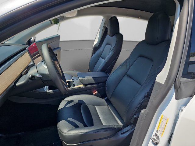 Used 2022 Tesla Model Y Performance AWD/4WD image 12