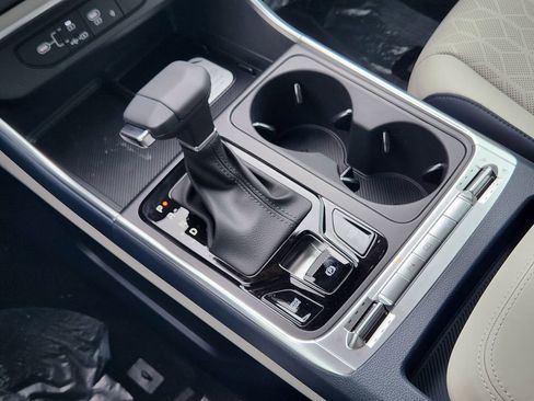 New 2026 Kia Carnival SX FWD image 17