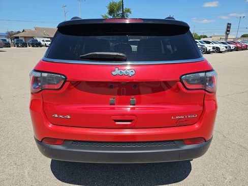 Used 2018 Jeep Compass Limited w/ Navigation Group AWD/4WD image 6