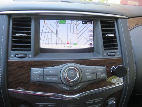 Used 2018 Nissan Armada SL w/ Premium Package AWD/4WD image 17