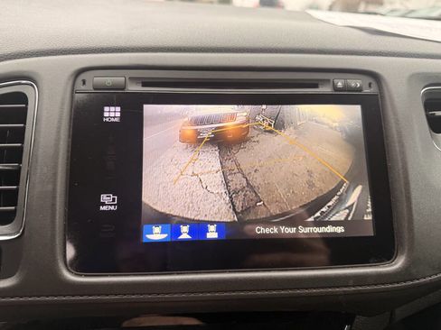 Used 2017 Honda HR-V EX image 21