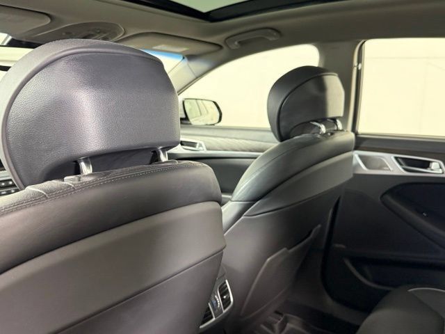 Used 2018 Genesis G80 3.8 w/ Option Group 03 RWD image 27