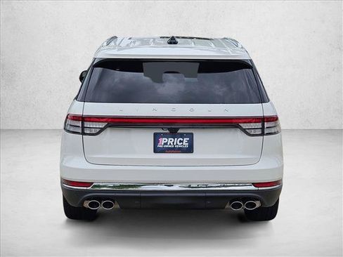 Used 2025 Lincoln Aviator Reserve w/ Illumination Package RWD image 7