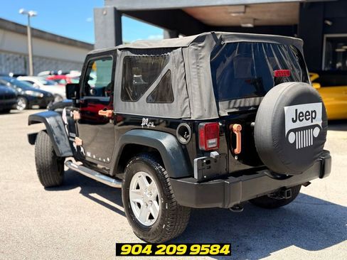 Used 2012 Jeep Wrangler Sport AWD/4WD image 5