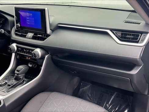 Used 2024 Toyota RAV4 XLE image 21