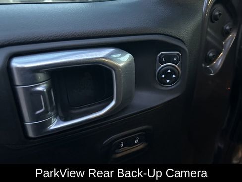 Used 2022 Jeep Wrangler Unlimited Sport image 16