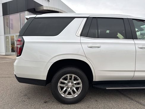 Used 2022 Chevrolet Tahoe LT w/ Luxury Package image 24