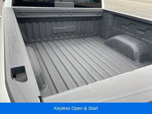 Used 2019 Chevrolet Silverado 1500 High Country AWD/4WD image 23