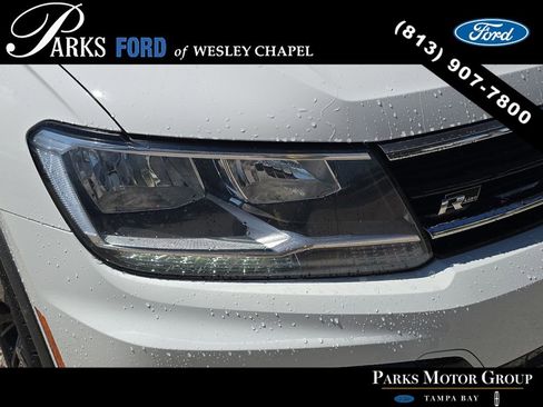 Used 2021 Volkswagen Tiguan SE R-Line image 6