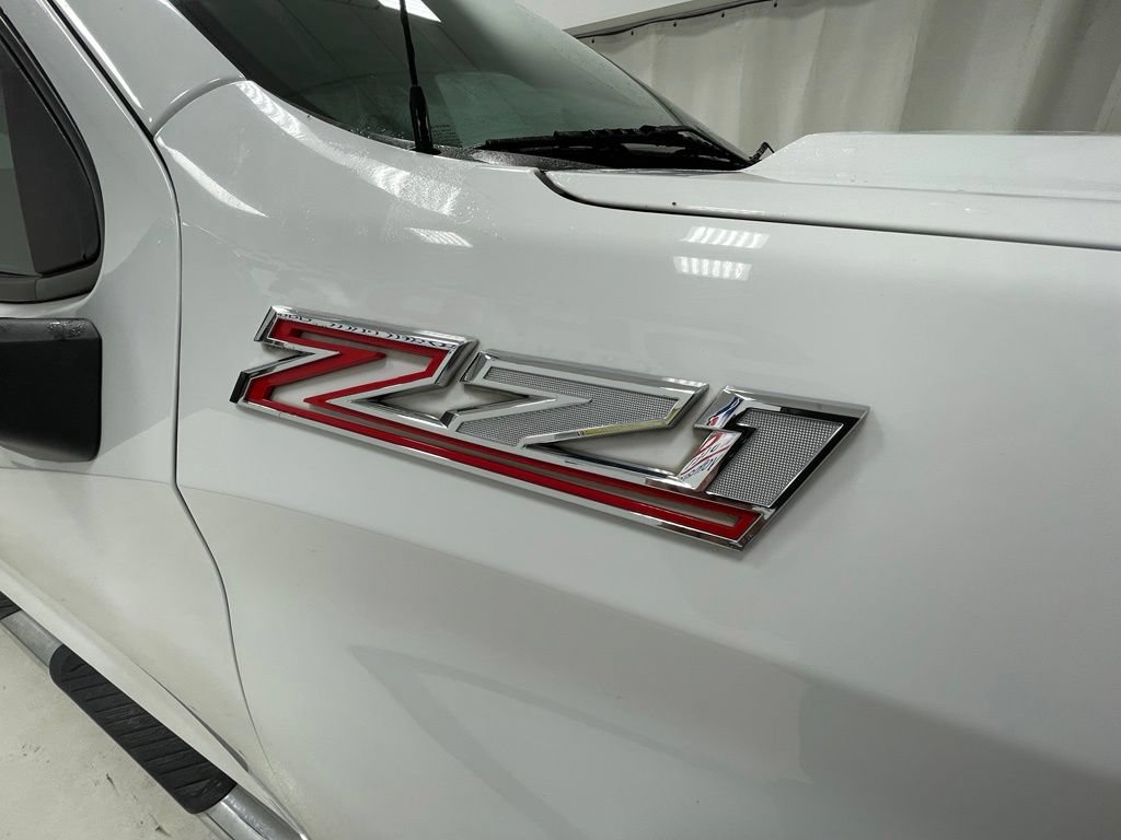 Used 2019 Chevrolet Silverado 1500 RST AWD/4WD image 4
