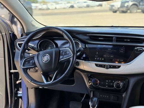 Used 2021 Buick Encore GX Preferred FWD image 16