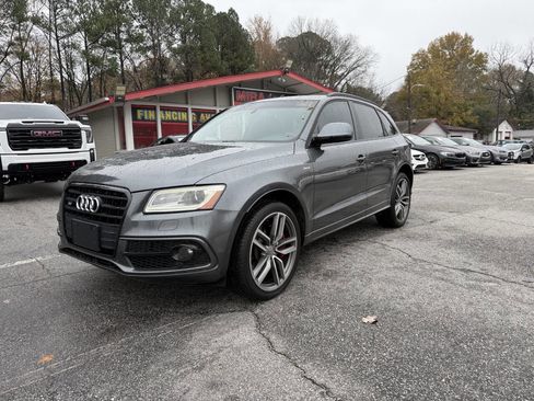 Used 2016 Audi SQ5 Premium Plus w/ Technology Package image 2
