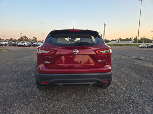 Used 2021 Nissan Rogue Sport SL w/ Premium Package image 6