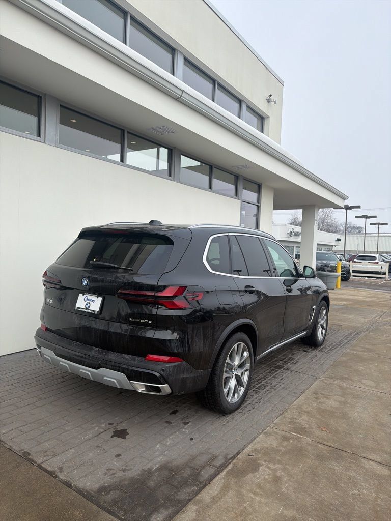 New 2026 BMW X5 xDrive50e AWD/4WD image 5