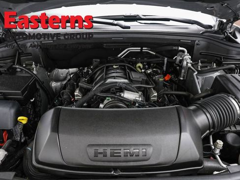 Used 2024 Dodge Durango R/T AWD/4WD image 7