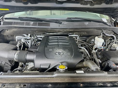 Used 2016 Toyota Sequoia Limited image 35