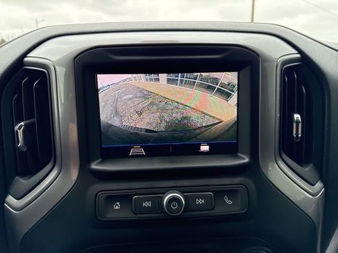 Used 2022 Chevrolet Silverado 2500 Custom w/ Custom Convenience Package image 14