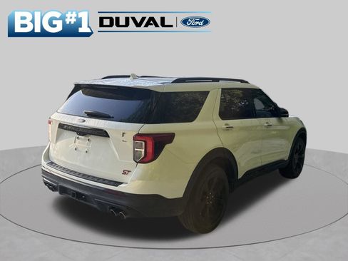 Used 2023 Ford Explorer ST w/ Equipment Group 401A AWD/4WD image 2