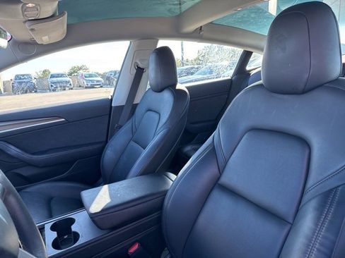 Used 2022 Tesla Model 3 image 15