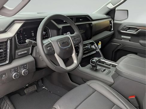 Used 2025 GMC Sierra 1500 Denali w/ Denali Reserve Package AWD/4WD image 6