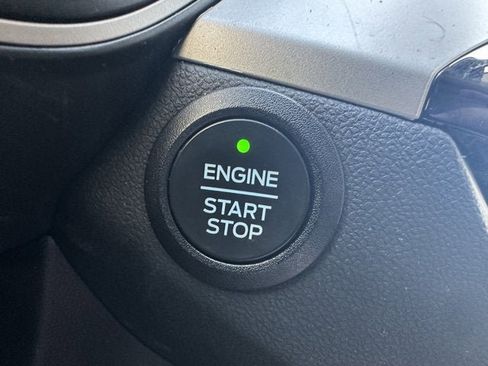 Used 2022 Ford Escape SEL w/ Technology Package image 20