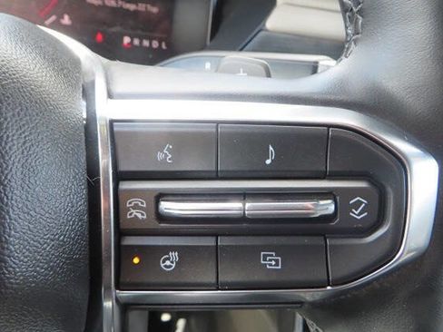 Used 2024 GMC Acadia Elevation image 59