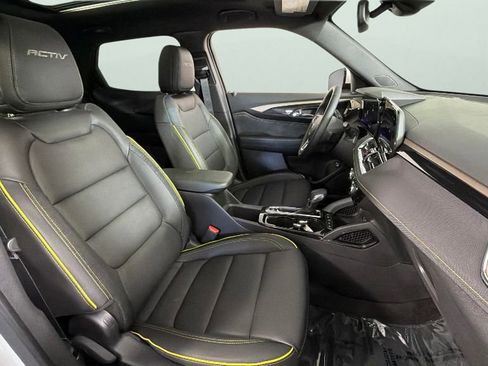 Used 2025 Chevrolet TrailBlazer ACTIV w/ Convenience Package FWD image 33
