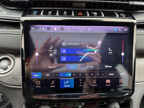 Used 2023 Jeep Grand Cherokee 4WD 4xe image 19