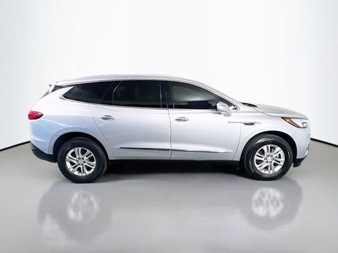 Used 2021 Buick Enclave Essence w/ Sound and Sites Package image 8
