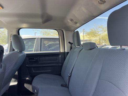 Used 2018 RAM 2500 Tradesman w/ Chrome Appearance Group RWD image 8