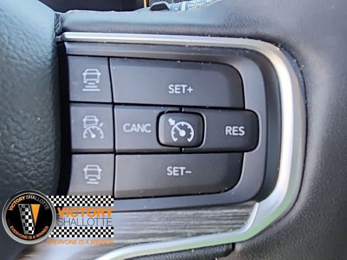 Used 2024 Jeep Wagoneer Series II w/ Flexible Seating Group image 11