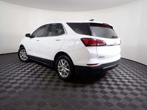 Used 2023 Chevrolet Equinox LT w/ LPO, Floor Liner Package image 9