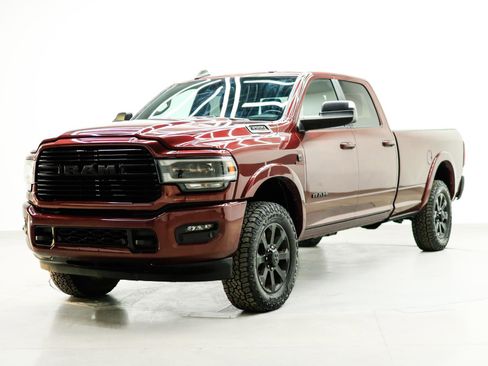 Used 2022 RAM 3500 Laramie w/ Night Edition image 3