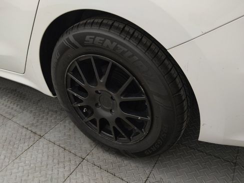 Used 2019 Kia Rio S FWD image 31