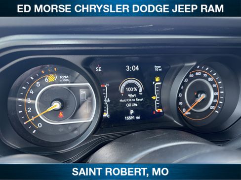 Used 2025 Jeep Wrangler Unlimited Rubicon AWD/4WD image 16