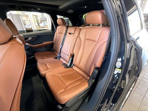 Used 2025 Audi Q7 3.0T Premium Plus AWD/4WD image 14