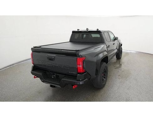 Used 2025 Toyota Tacoma TRD Pro w/ Tow Tech Package AWD/4WD image 10