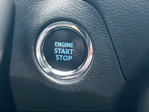 Used 2021 Toyota RAV4 XLE Premium FWD image 29