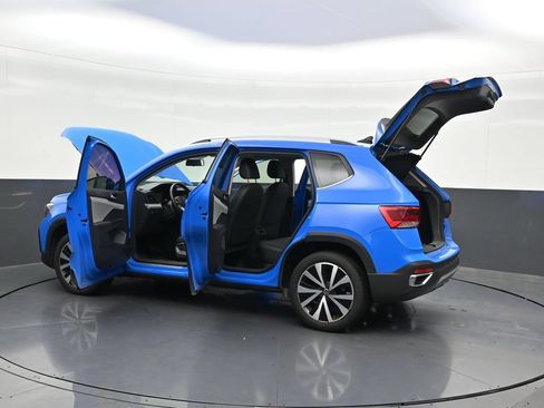 Used 2022 Volkswagen Taos SE FWD image 33